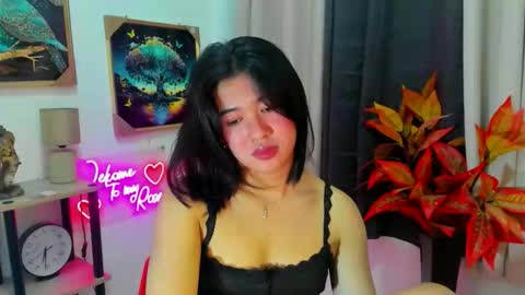 Trish online show from February 4, 7:17 pm