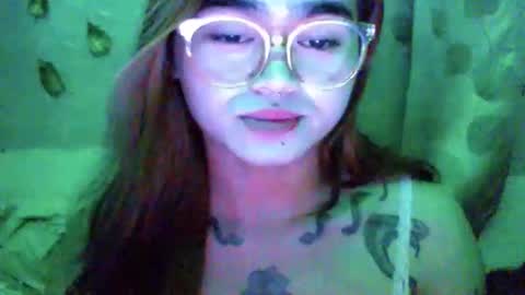 yourprincessthea online show from February 6, 8:56 pm