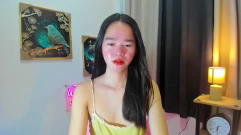 ashy online show from April 18, 10:29 am