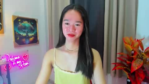 ashy online show from April 5, 2:49 pm