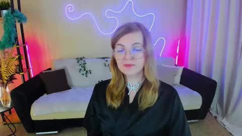 Alice online show from October 10, 12:21 pm