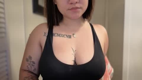 Miss G online show from April 18, 10:40 am