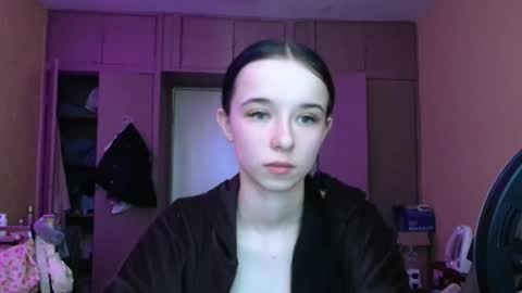 Yuliia online show from April 6, 6:14 am