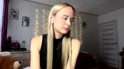 May online show from January 6, 12:20 pm