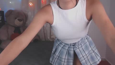 yuzii Im new to these pages so I hope you guys are kind to me. online show from December 26, 10:52 pm