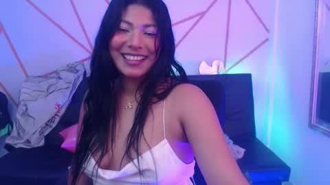 yvanna__smith online show from March 2, 7:15 am