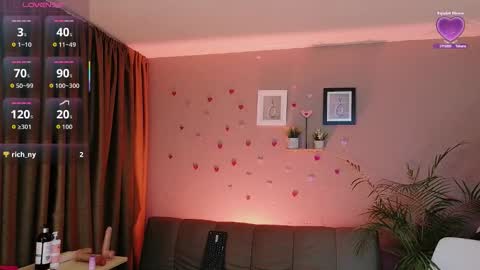 zahramilf online show from February 16, 8:30 pm