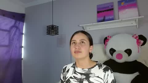 Zaida online show from November 6, 2:23 pm