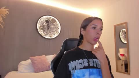 Z A K I A online show from January 31, 7:11 pm