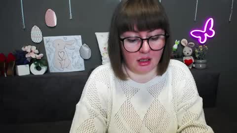 zannadreil online show from April 12, 6:54 pm