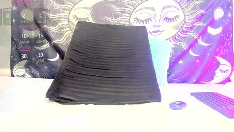 Zanyx online show from March 25, 3:26 pm