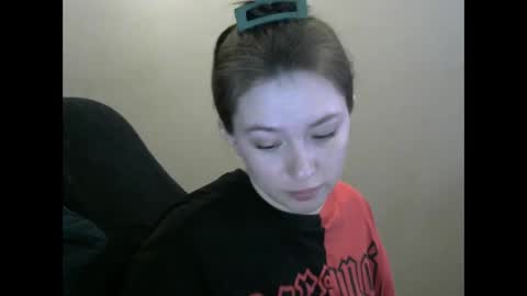 Snapshot of zara_golden chatting on January 19, 8:39 am chaturcum online show from January 19, 8:39 am