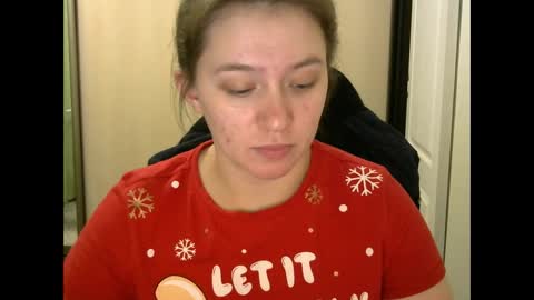 Snapshot of zara_golden chatting on January 4, 4:11 pm chaturcum online show from January 4, 4:11 pm