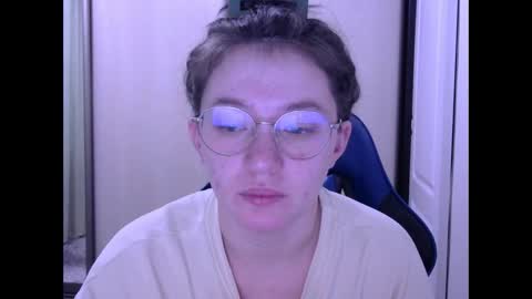 Snapshot of zara_golden chatting on January 8, 3:51 am chaturcum online show from January 8, 3:51 am