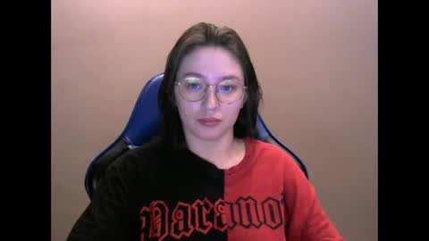 Snapshot of zara_golden chatting on February 19, 3:06 am chaturcum online show from February 19, 3:06 am