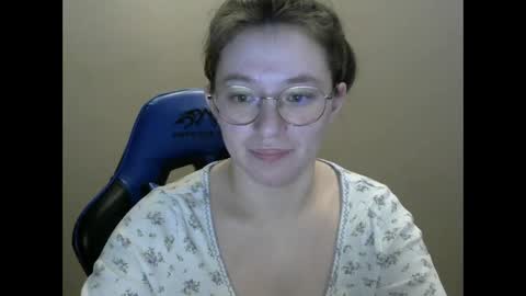 Snapshot of zara_golden chatting on February 5, 3:55 am chaturcum online show from February 5, 3:55 am