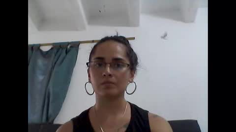 zaraa_lopez online show from November 18, 9:16 pm