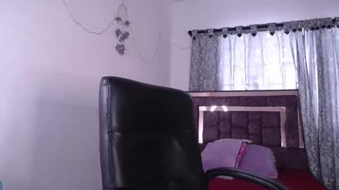 Zara online show from February 21, 8:16 pm