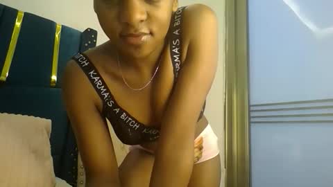 zariah online show from April 17, 9:50 pm