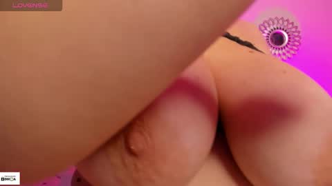 Zaritha Li online show from March 19, 10:41 am