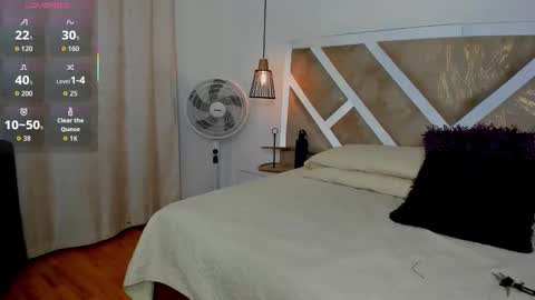 zia online show from April 8, 11:23 am