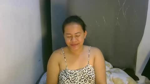 Snapshot of ziapussycat chatting on October 29, 3:04 pm ziapussycat online show from October 29, 3:04 pm