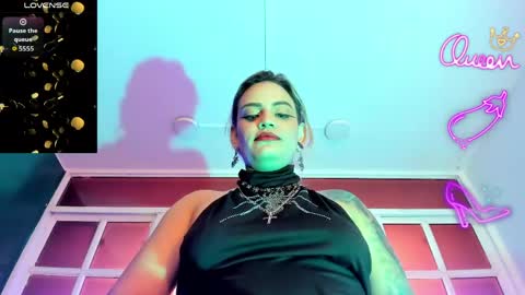 zihaadams_ online show from April 23, 8:33 pm