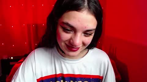 zoe_0111 online show from February 6, 2:58 pm