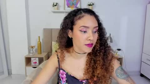 Zoe Gruber online show from July 8, 12:02 am