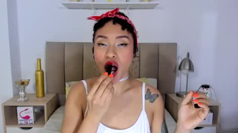 Zoe Gruber online show from July 20, 1:52 am