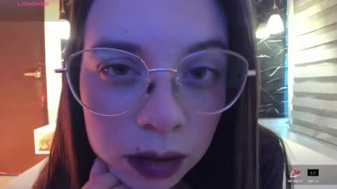 Zoe online show from March 5, 11:50 am