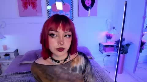 Zoe Lynch online show from February 1, 2:16 pm