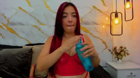 Zoe online show from June 26, 10:55 pm