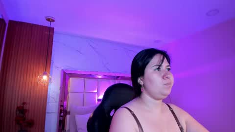 Zoes online show from February 2, 11:31 am