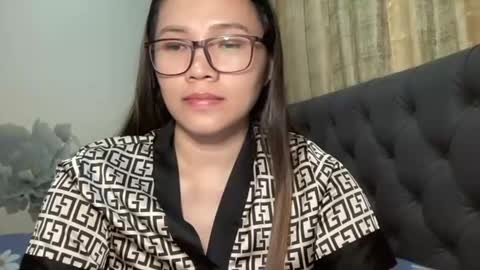 zoey_foryou online show from April 29, 2:09 pm