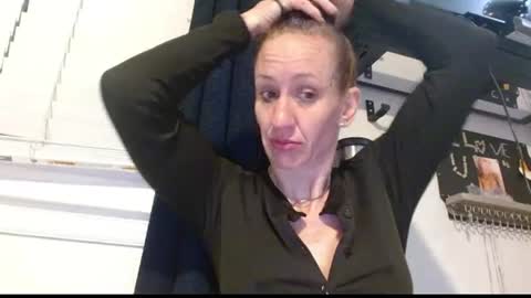 Zoey Portland online show from August 7, 3:46 am