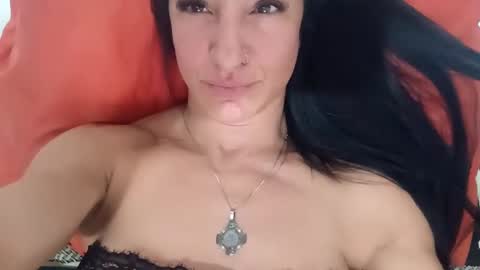 zoeytech online show from November 9, 5:42 pm