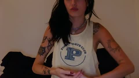 zoeyyb666 online show from August 1, 9:22 am