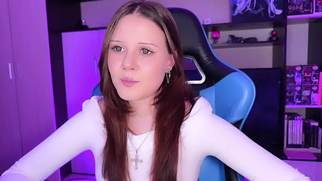jasminevine online show from June 16, 6:14 am