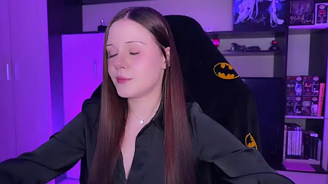 jasminevine online show from April 2, 10:29 pm