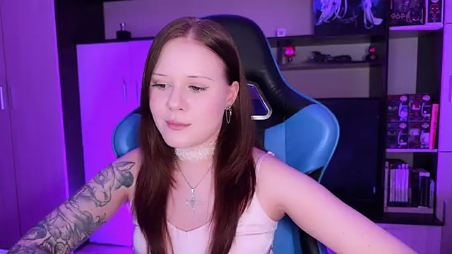 jasminevine online show from July 12, 10:32 pm