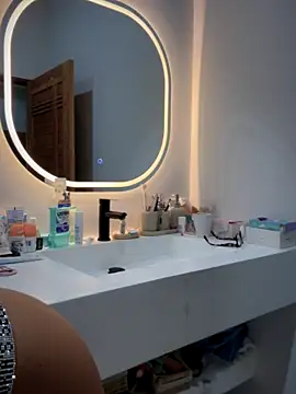 Helena Karel online show from November 25, 8:49 am