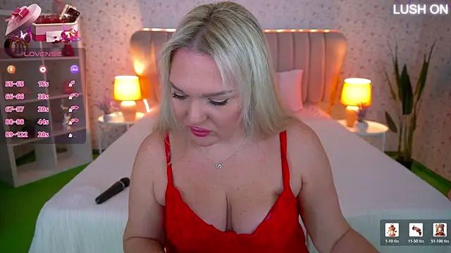 MissyMartinez online show from January 15, 3:29 pm