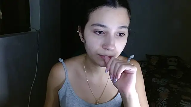 mia  lopez  online show from June 2, 4:57 am