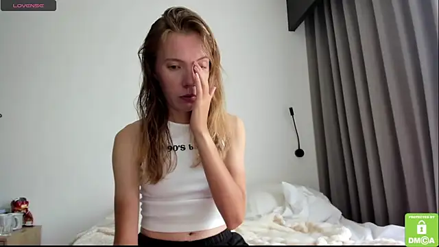 Kalisee  online show from March 14, 6:47 am