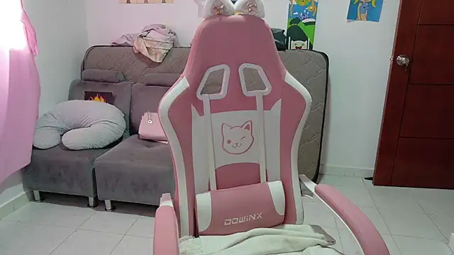 MommyMiaWs online show from April 2, 6:38 pm