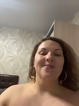 Taisia W online show from December 5, 4:41 pm