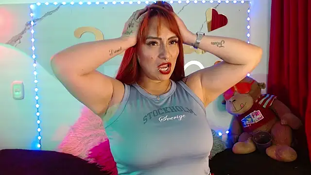 juanitared online show from November 24, 11:40 pm