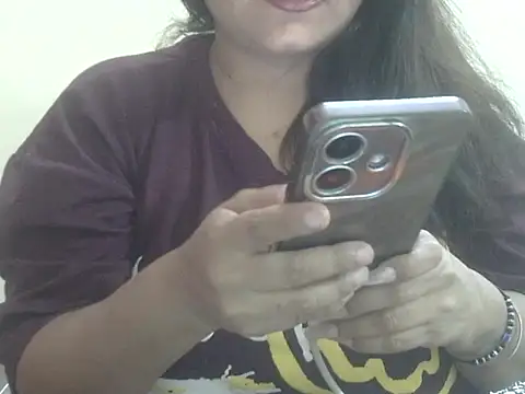 Lusty Wife1 online show from April 16, 10:12 pm