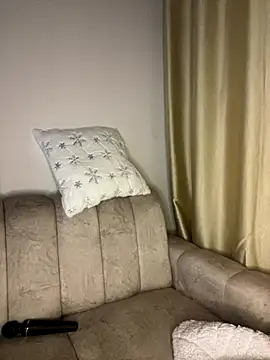 Snapshot of AgathaGeorgiou chatting on October 12, 12:46 am AgathaGeorgiou online show from October 12, 12:46 am